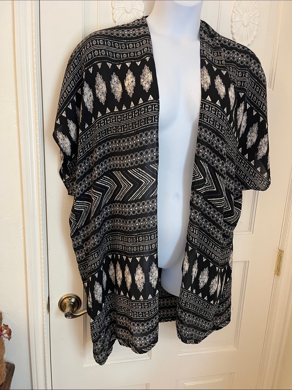 Forever 21 Black and White Aztec Open-Front Cardigan